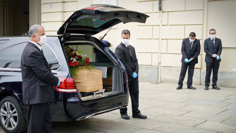 Toronto Funeral Limo Service - Church Limo Service